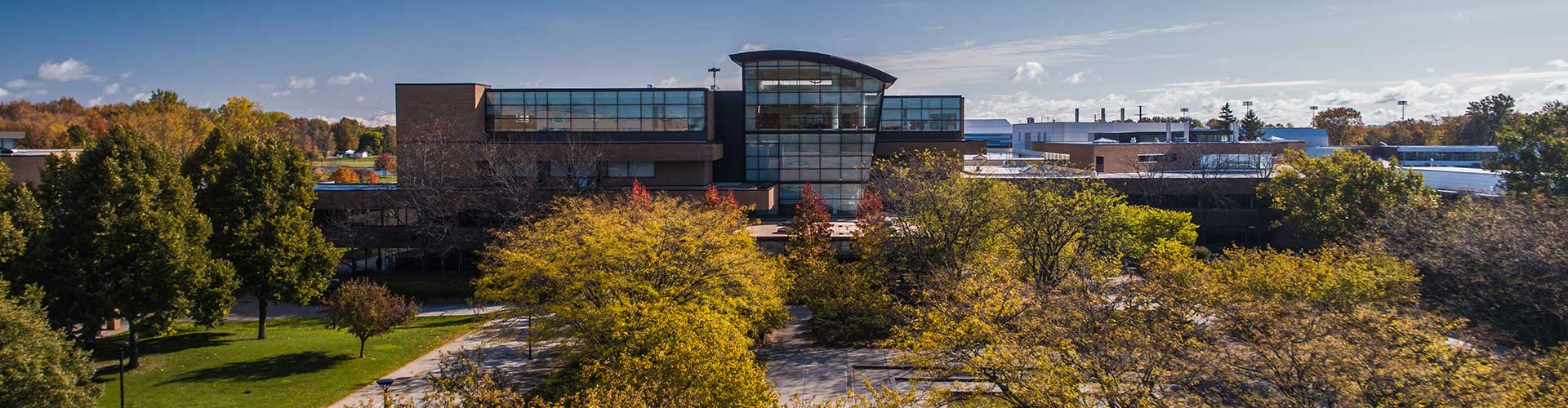 Zahnow Library and courtyard