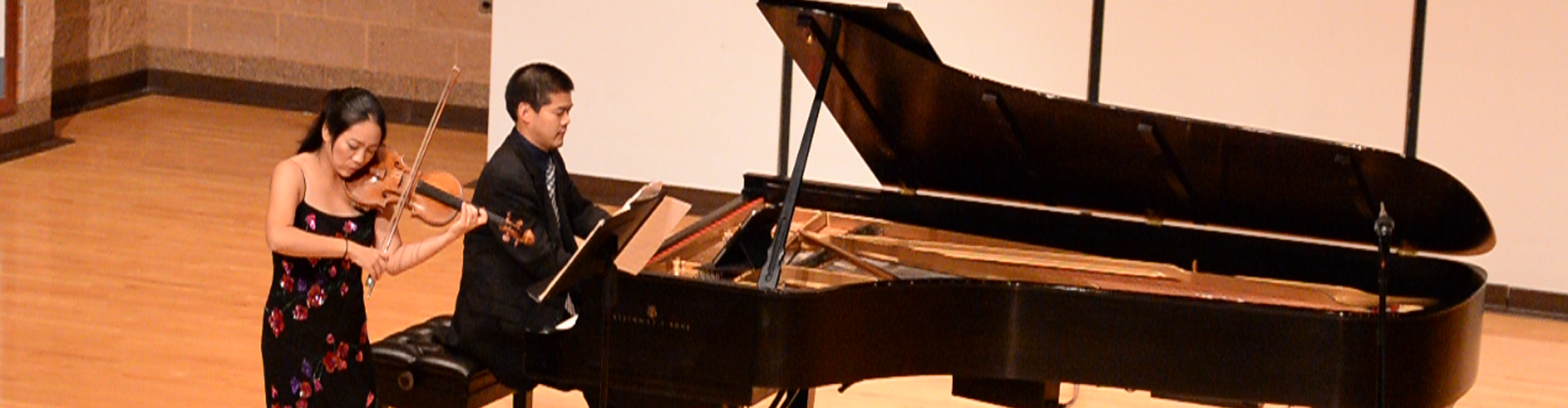 Rhea-Miller-Concert---Duo-Diorama-2014