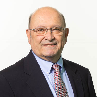 Headshot Carl Bourdelais