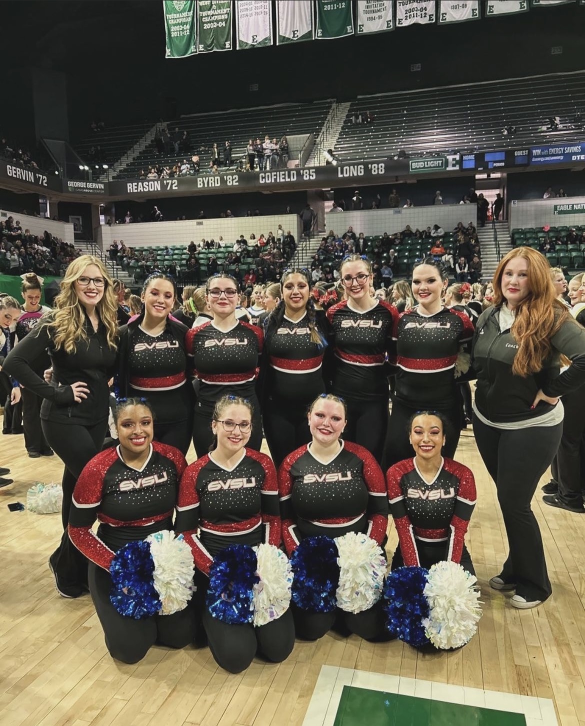 SVSU Pom Pon on court