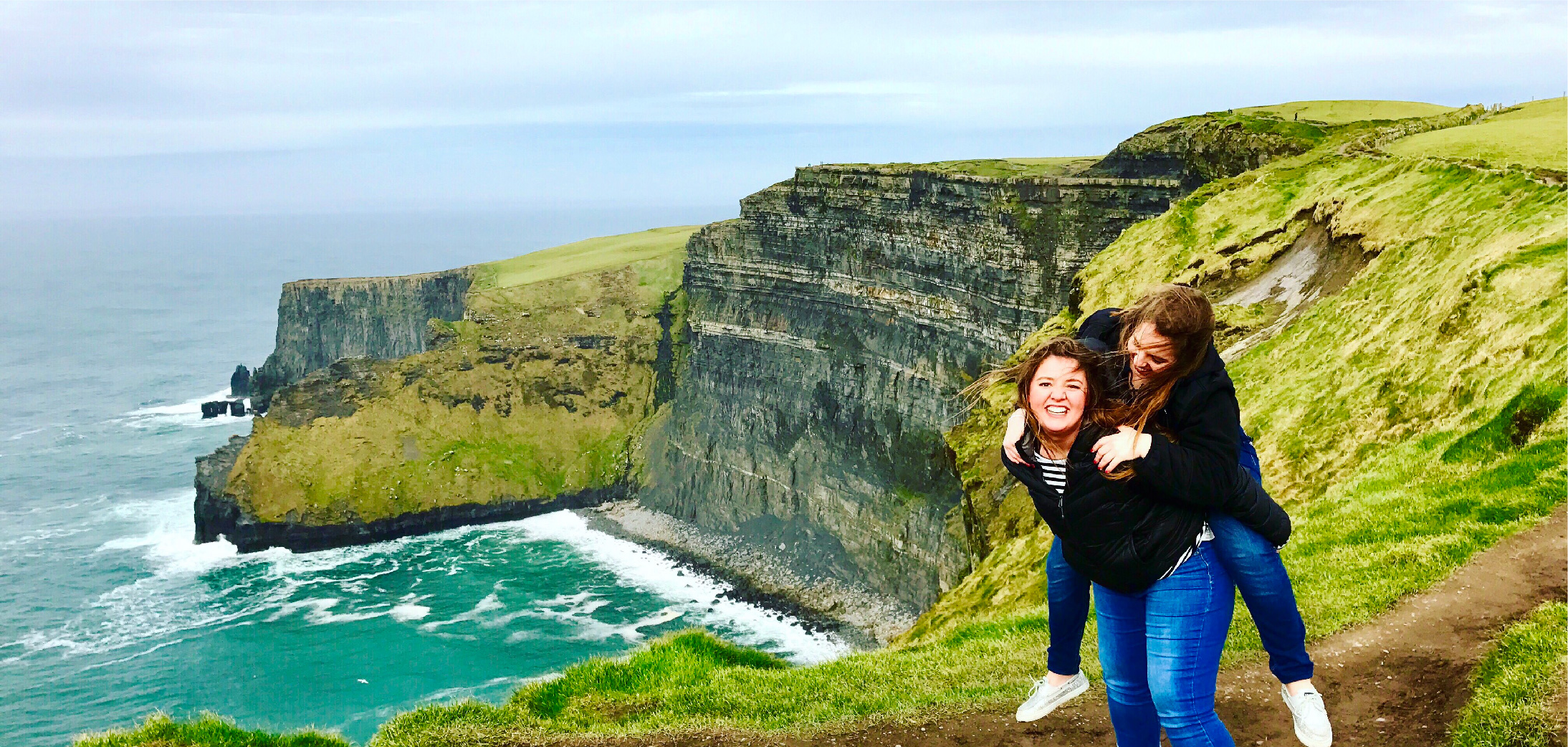 HHS Study Abroad Group Picture