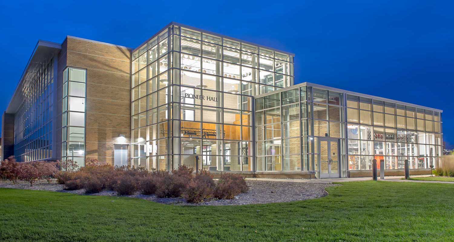 Pioneer Hall, home of SVSU's engineering programs and the Science, Engineering & Technology Dean's Office