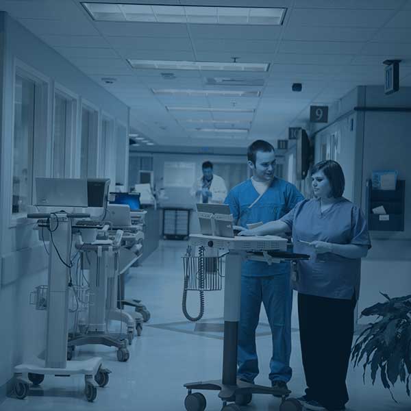 Student medical scribe working at the hospital