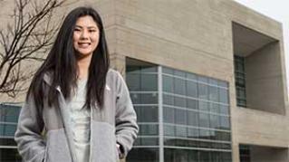 Biochemistry student Mackenzie Allen